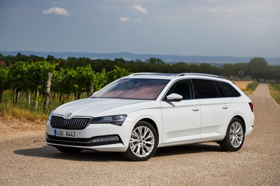  Skoda Superb Combi 2019 года  (WW) (фото 1 из 3)